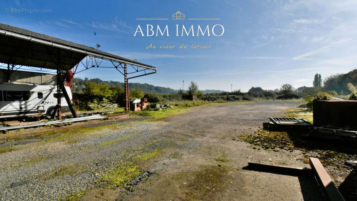 Commerce à LIBOURNE