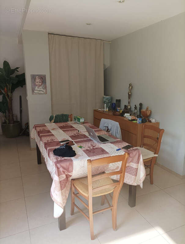 Appartement à LE PERREUX-SUR-MARNE