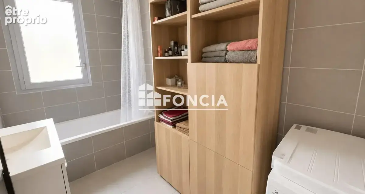 Appartement T3 avec grand balcon couvert et parking – Villefranche-sur-Saône - photo 6