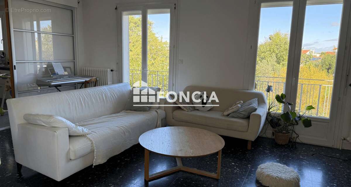 Maison à SAINT-SEBASTIEN-SUR-LOIRE