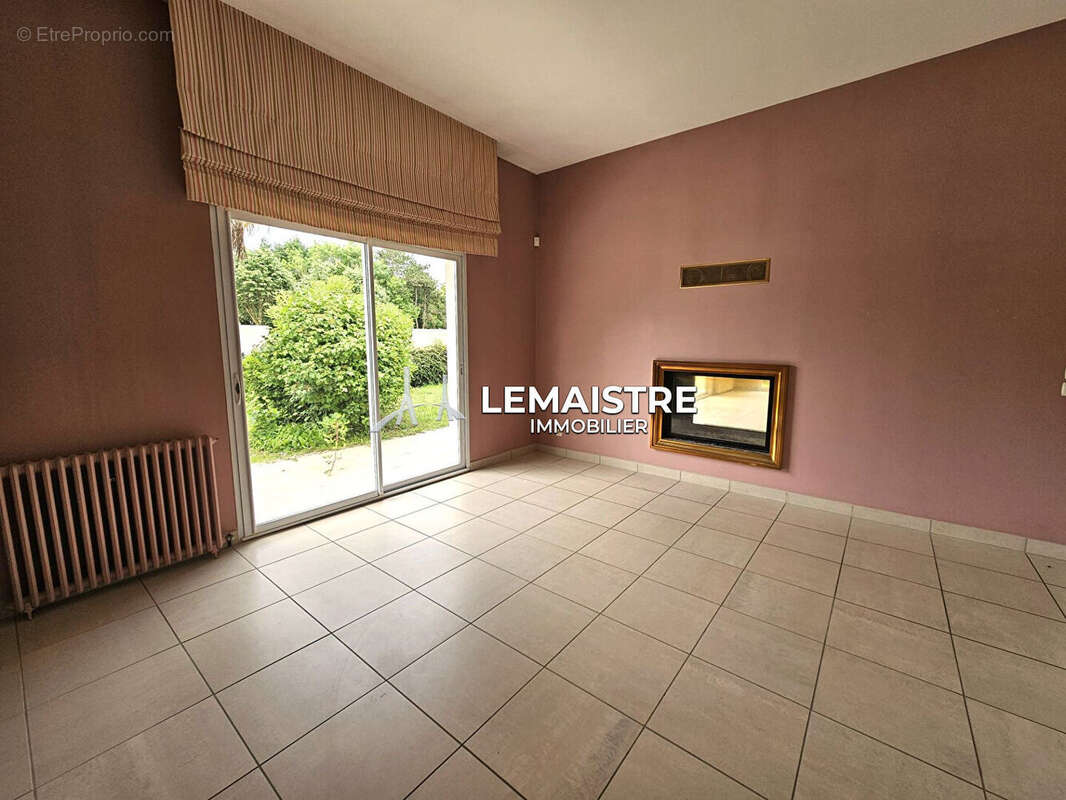 Maison à FONTAINE-LA-MALLET