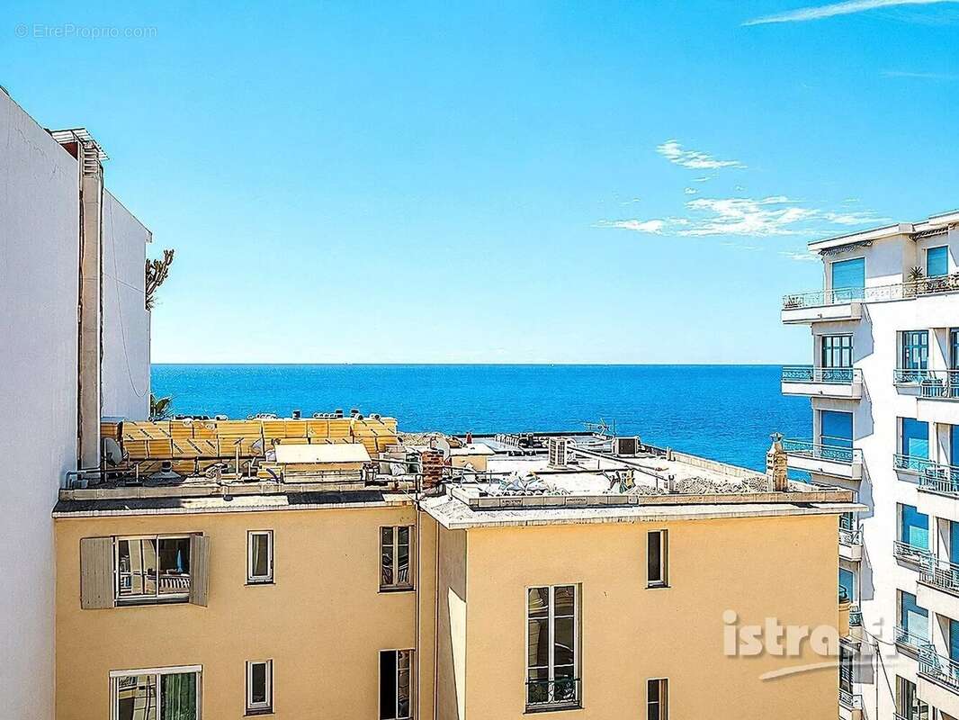 Nice proche mer – Appartement F4 rénové - photo 2