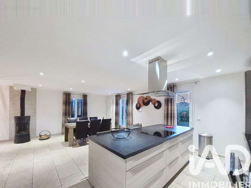 Photo 5 - Maison à VARENNES-CHANGY