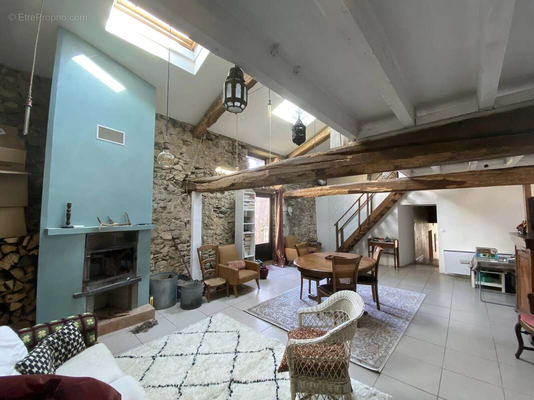 Maison à MANCIOUX