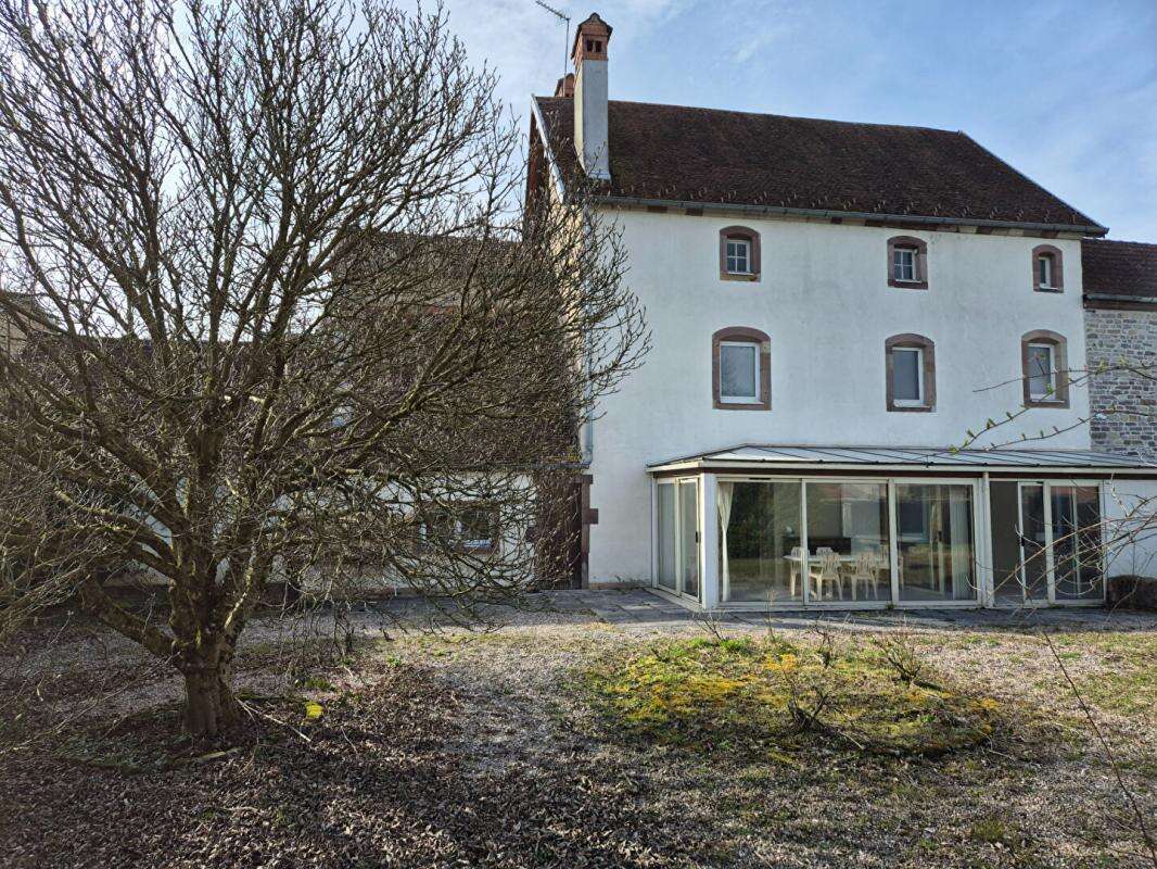 Maison à CONFLANS-SUR-LANTERNE