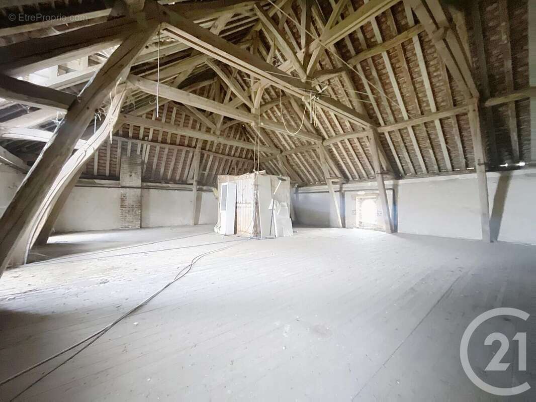 Maison à LAINES-AUX-BOIS