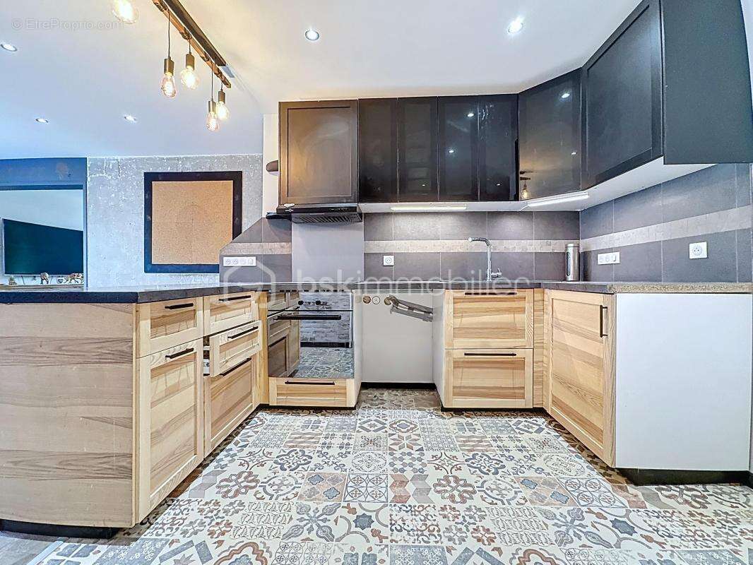 Appartement à FONTAINE