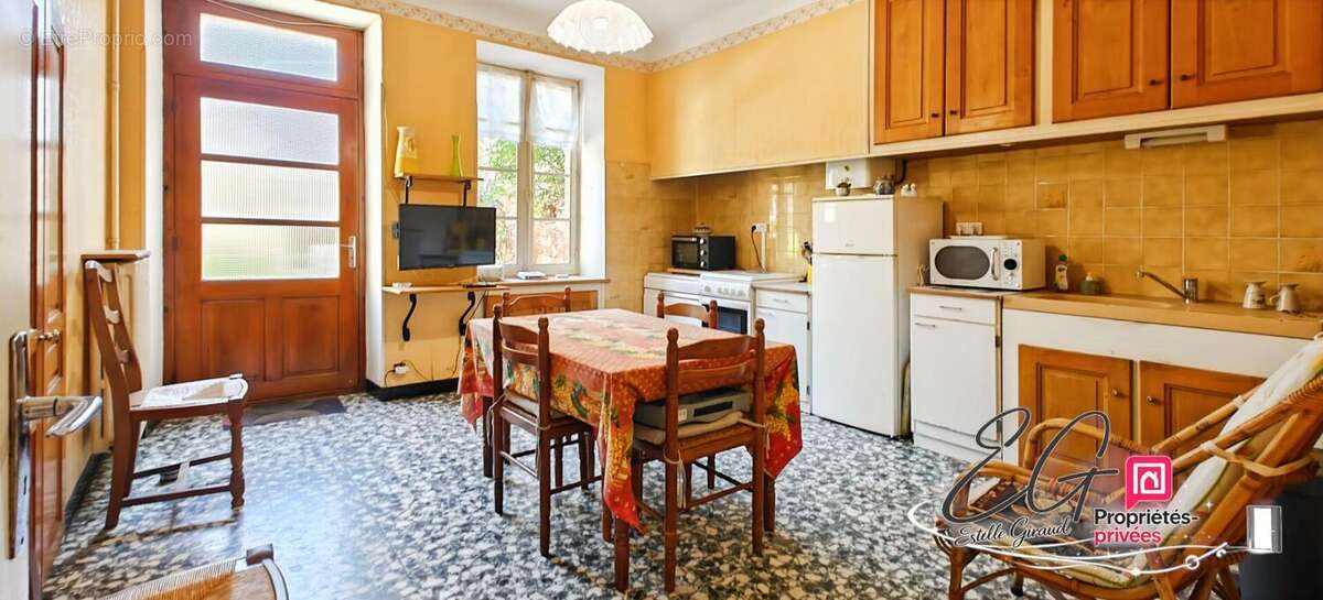 Maison de village de caractère avec cour intime et grand garage  à Caunes-Minervois - photo 3