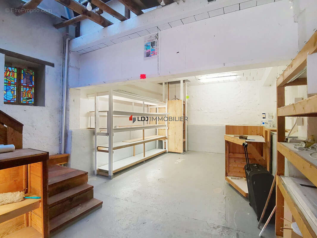 Commerce à VILLEFRANCHE-DE-CONFLENT