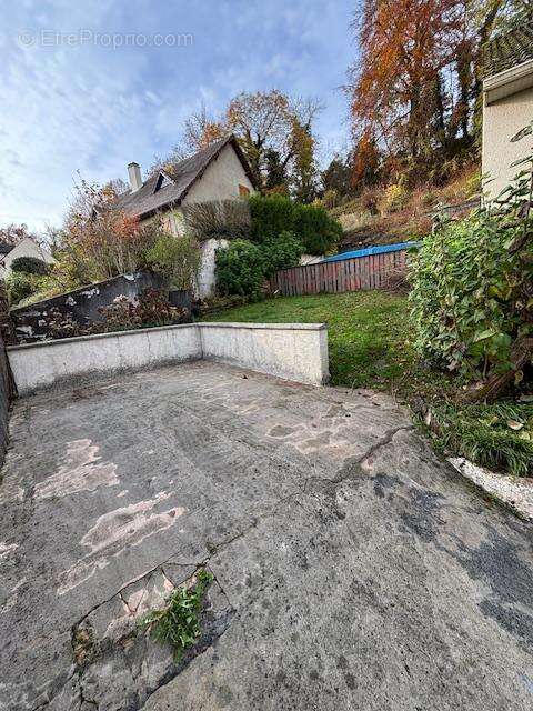 Maison à CIRES-LES-MELLO