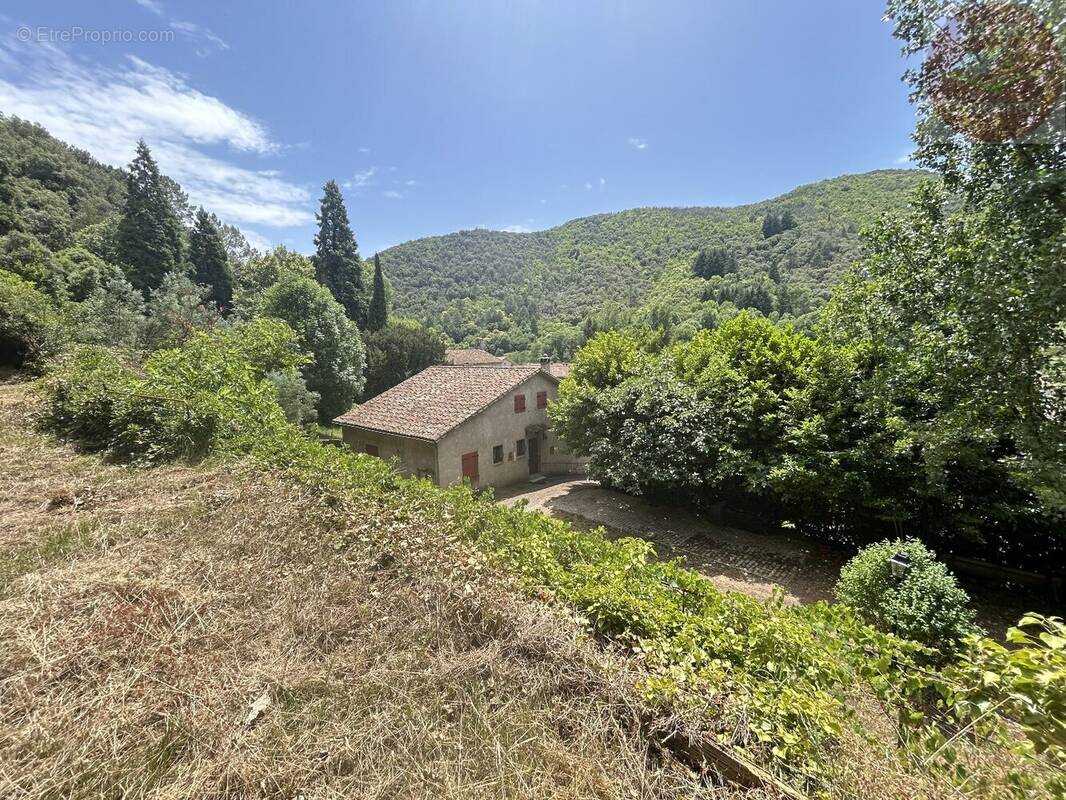 Maison à L'ESTRECHURE
