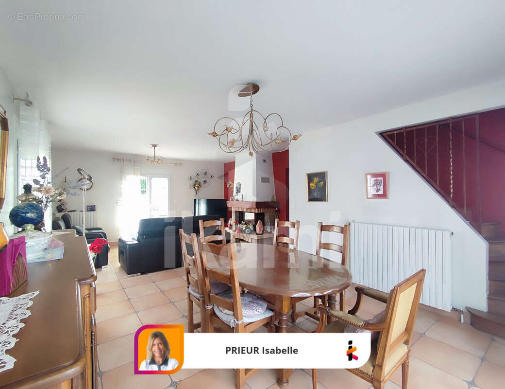 Maison à AULNAY-SOUS-BOIS