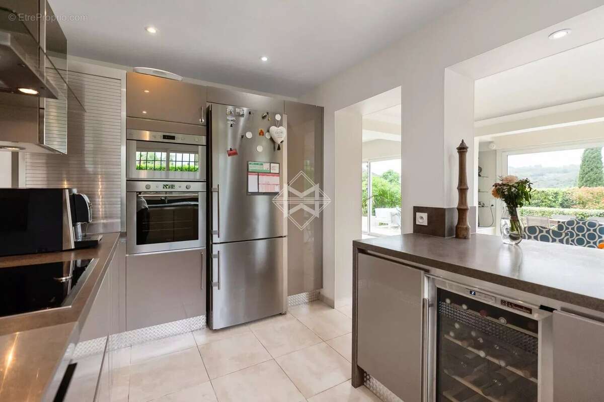 Maison à LA COLLE-SUR-LOUP