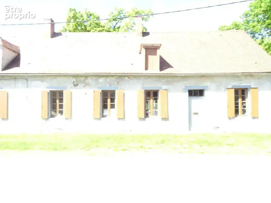 Très jolie corps de ferme à rafraichir dans le cœur de la campagne bourbonnaise - photo 3
