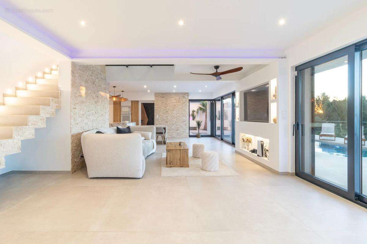 Maison à PLAN-DE-CUQUES