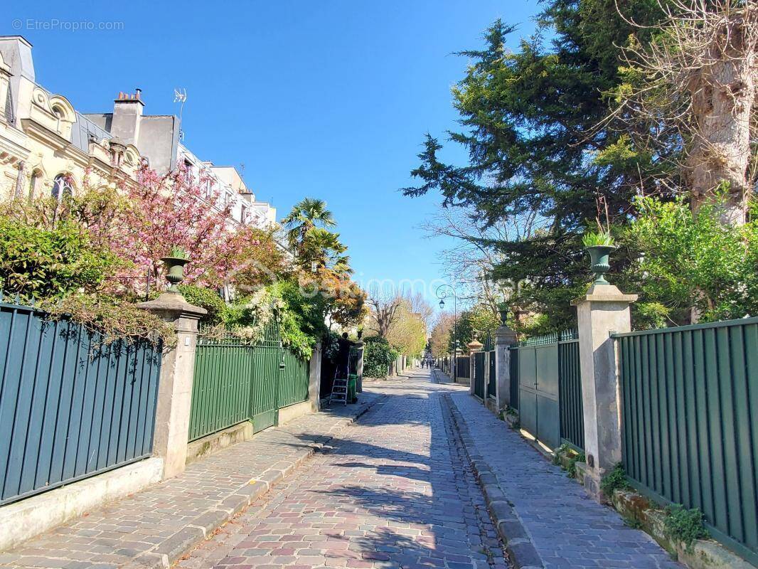 Appartement à PARIS-17E