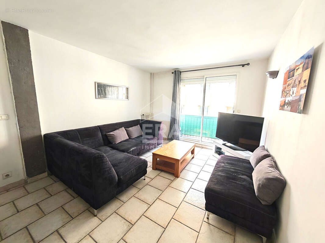 Appartement à MARSEILLE-5E