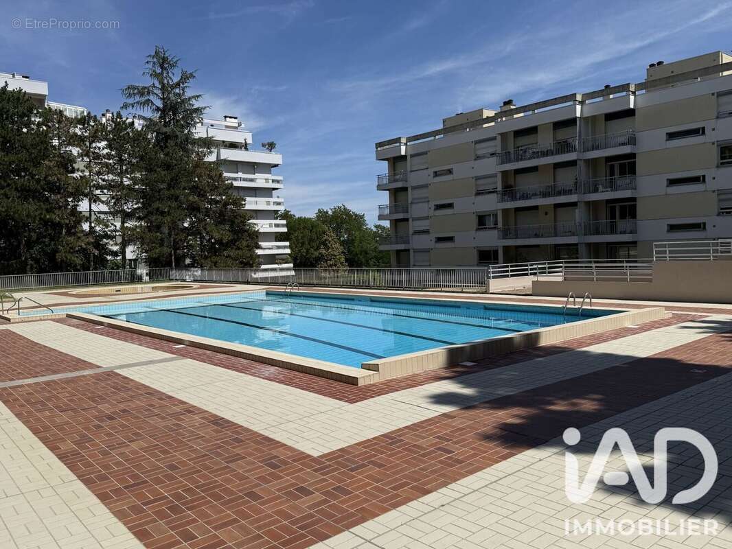 Photo 6 - Appartement à CALUIRE-ET-CUIRE