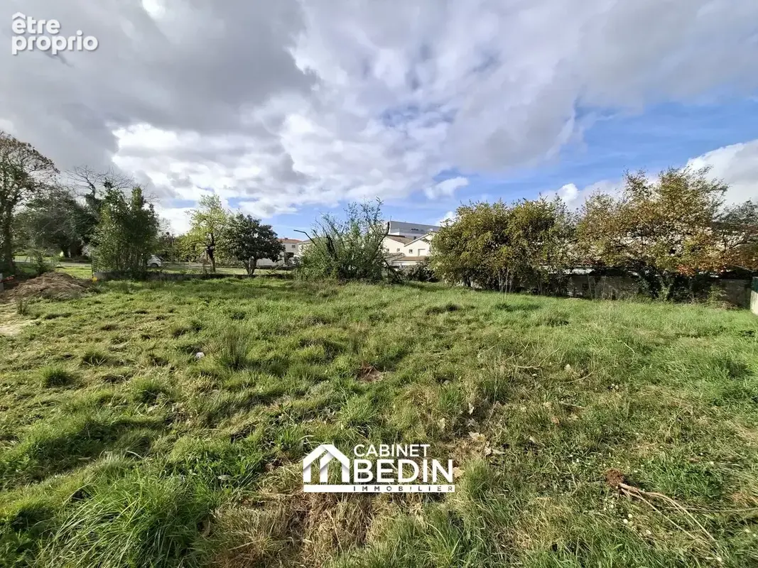 Terrain à BASSENS