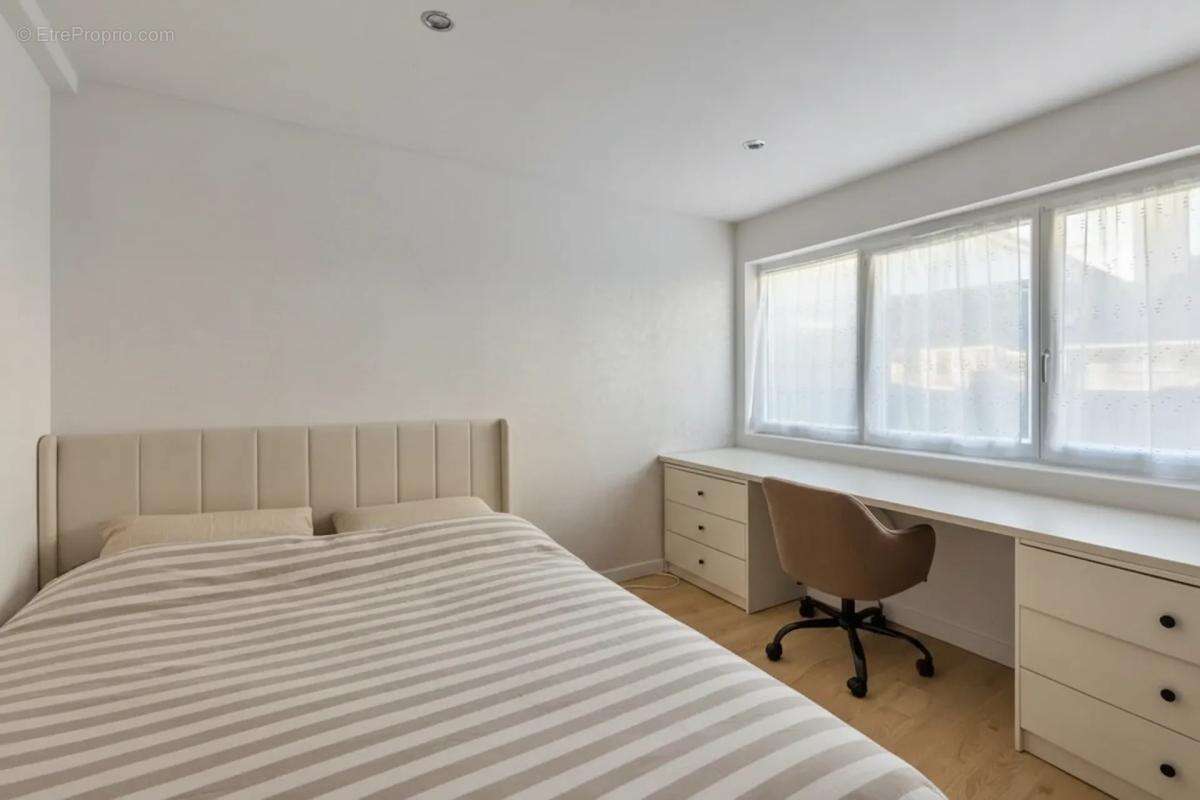 Maison à LYON-8E