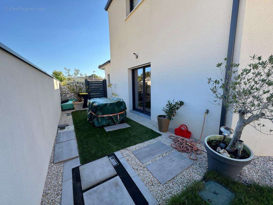 Maison à SAINT-SULPICE-DE-ROYAN