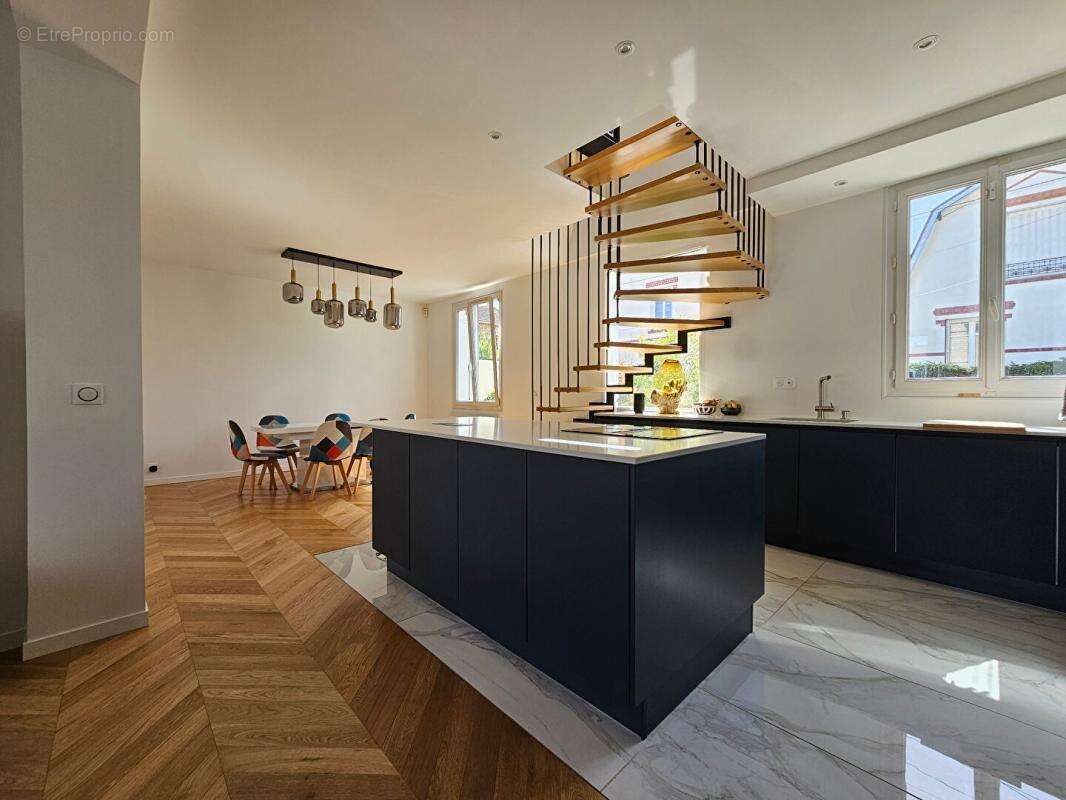 Maison à TAVERNY