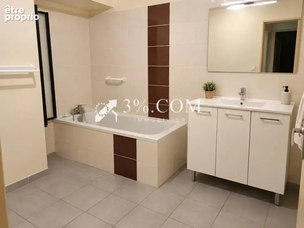SOYONS - Appartement 99m2 - Terrasse - 3 chambres - 2 garage - photo 10
