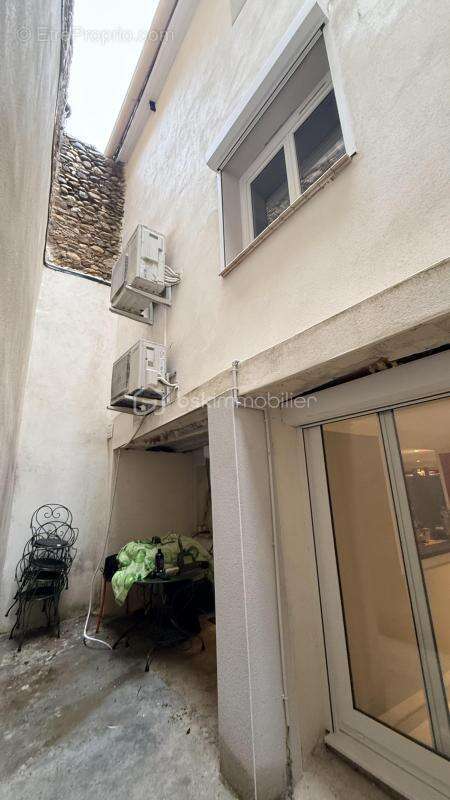Appartement à THEZAN-LES-BEZIERS