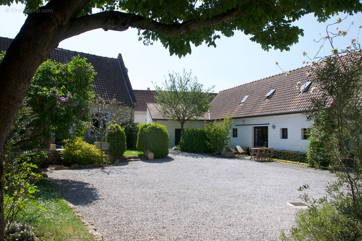 Maison à BEUVREQUEN