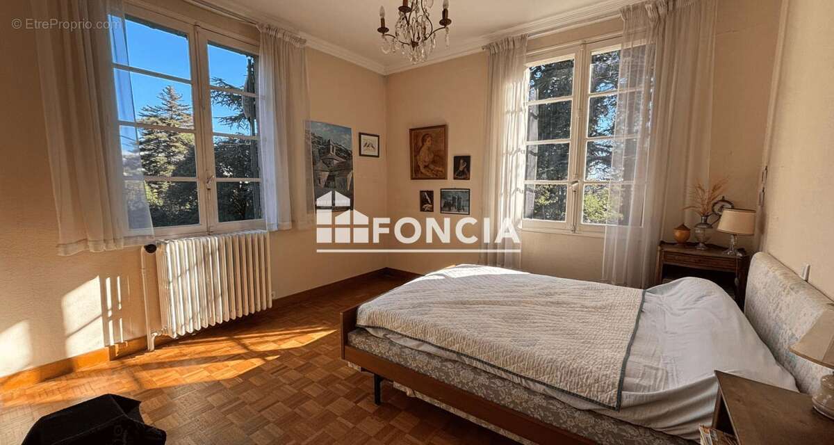 Maison à VILLENEUVE-LES-AVIGNON