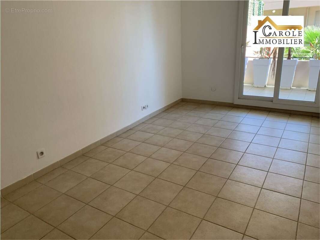 Appartement à MANDELIEU-LA-NAPOULE