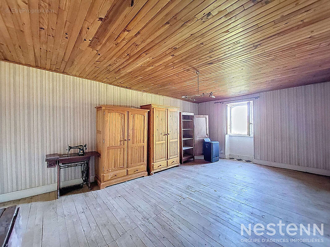 Maison à LAMONTJOIE