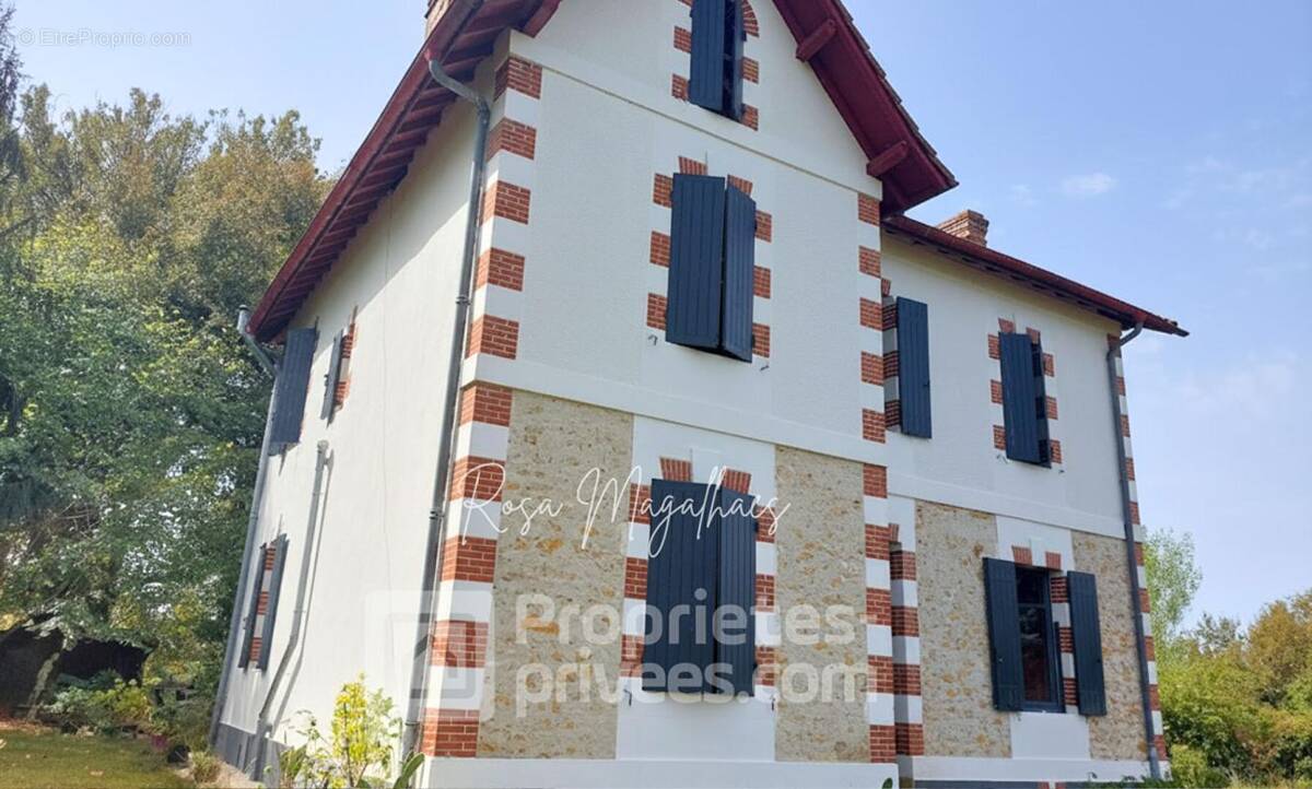 Maison à BASCONS