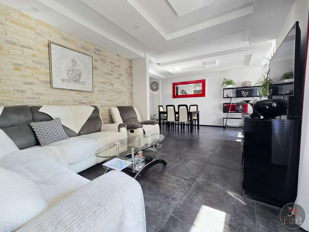 Maison à FONTENAY-SOUS-BOIS