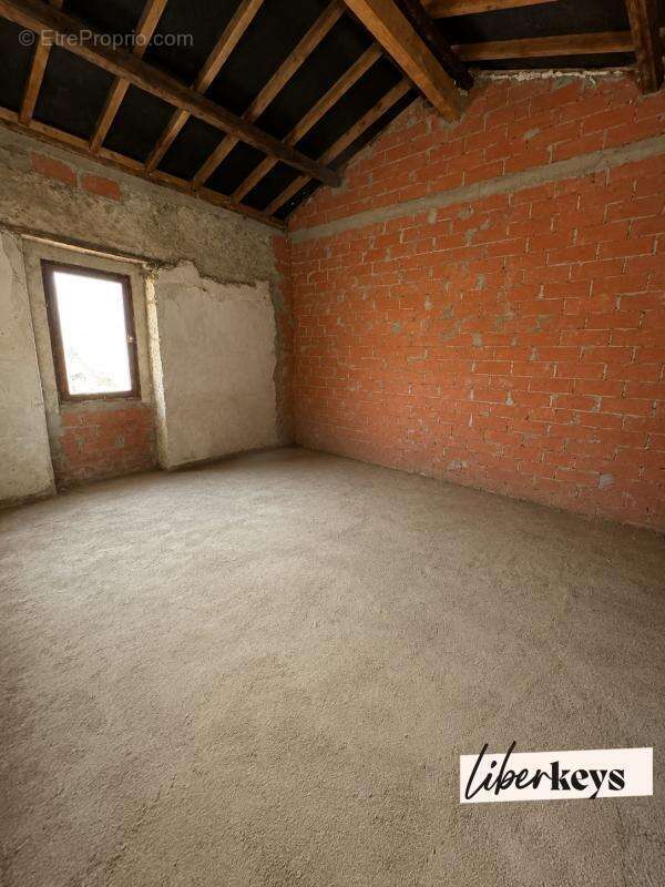 Grange toiture neuve - photo 4
