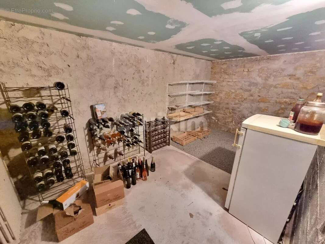 Maison à VARENNES-VAUZELLES