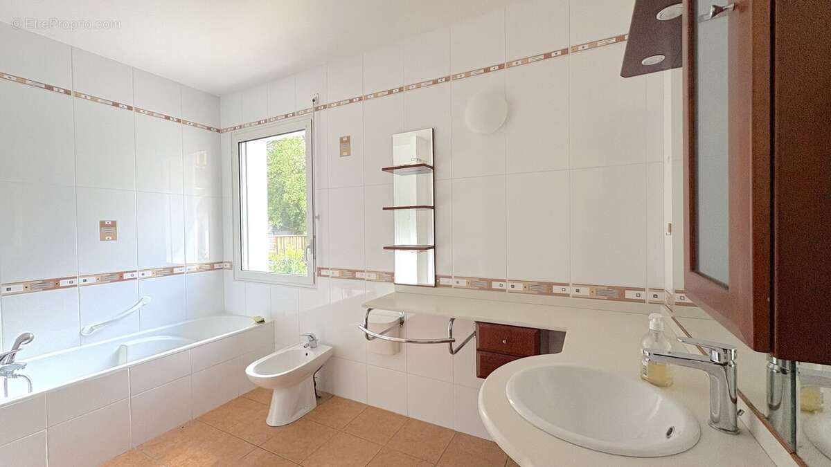 Villa d'architecte au calme vue golf pinsolle, 15 minutes a pied des plages - photo 20