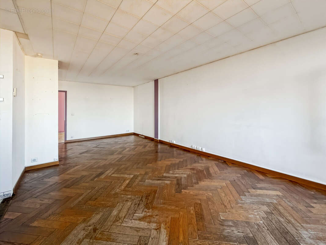 SEJOUR - Appartement à ELBEUF