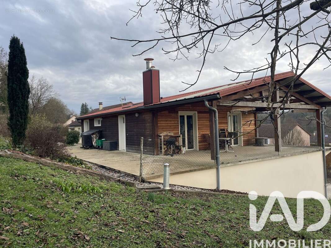 Photo 2 - Maison à CHARMES