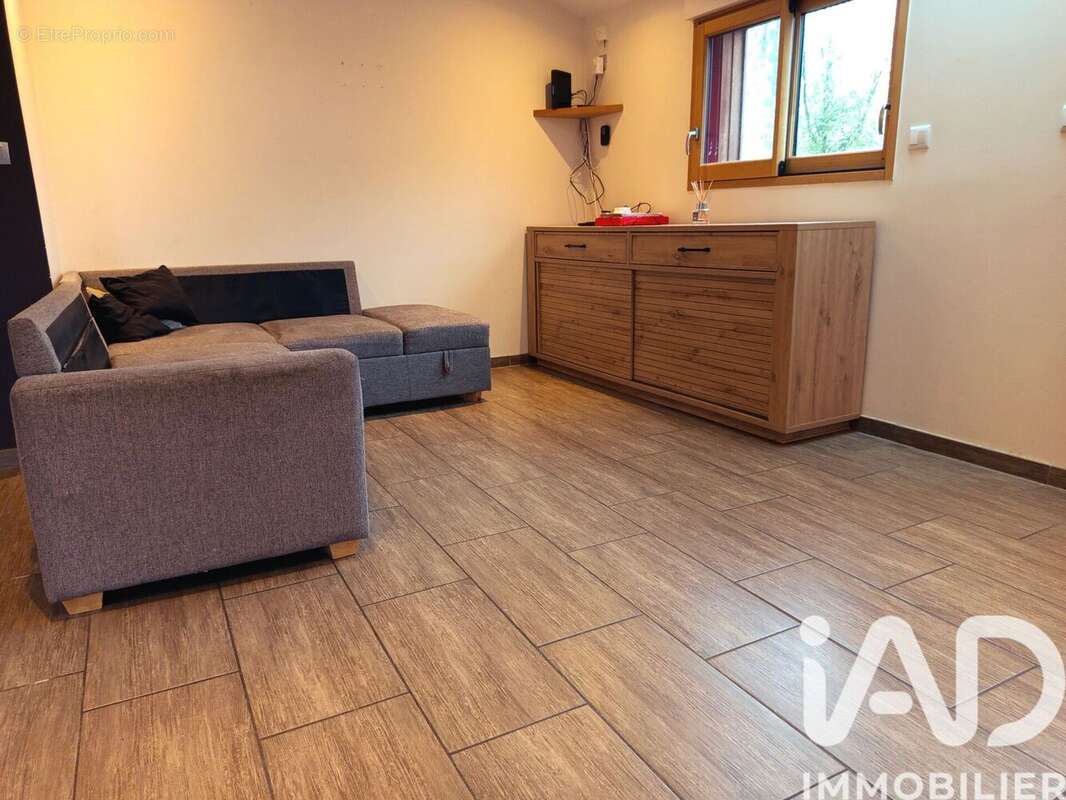 Maison 111 m² à Miniac-Sous-Becherel  - photo 4