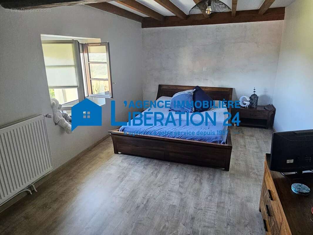 Maison à SAINT-PAUL-EN-JAREZ