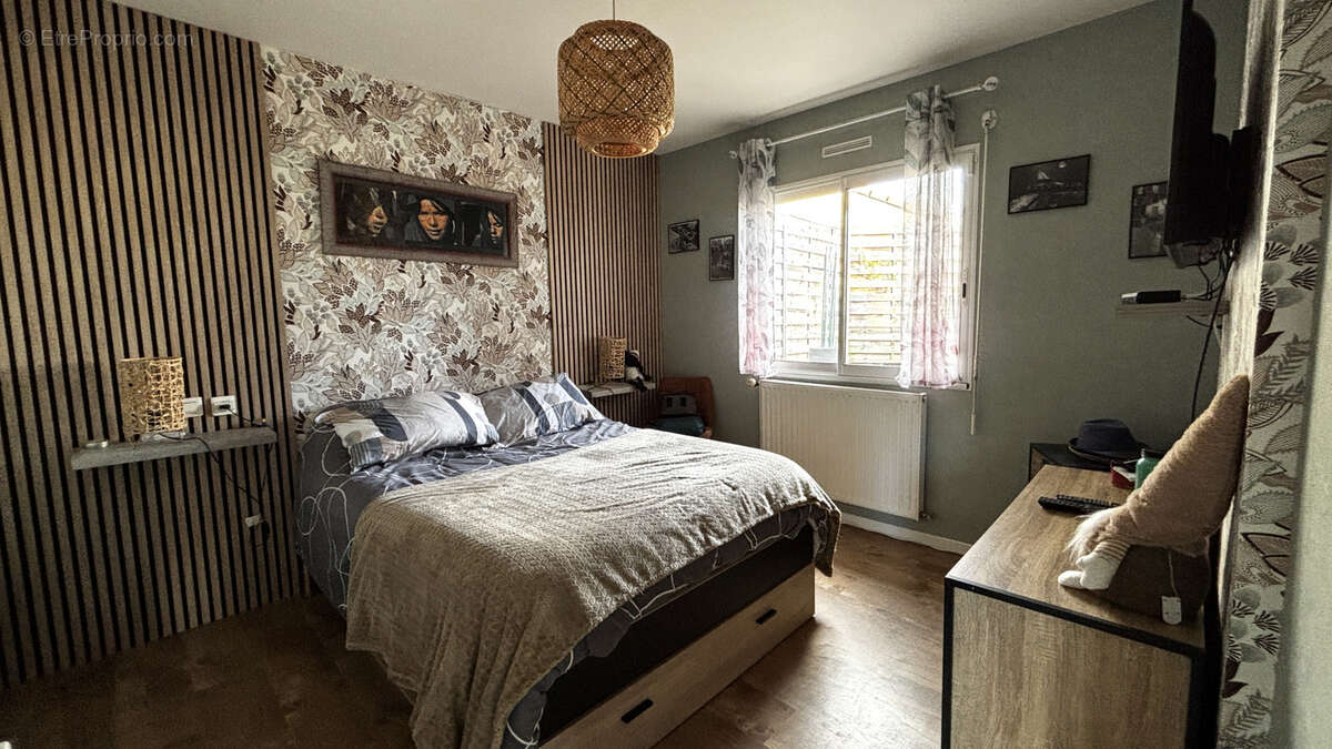 Maison à CHANTELOUP-LES-BOIS