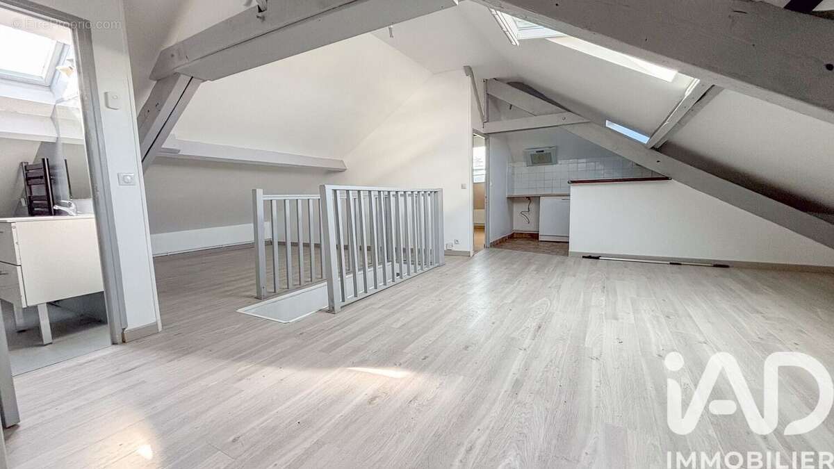 Photo 2 - Appartement à VILLEMOMBLE