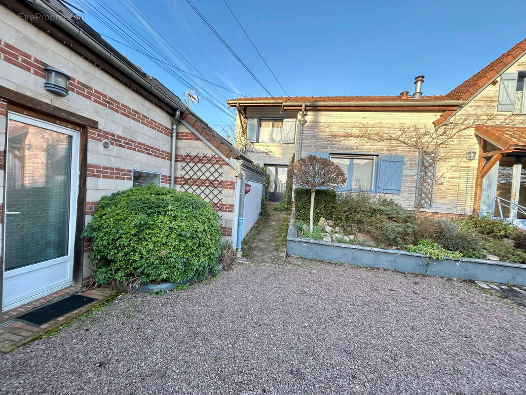 Ensemble immobilier 6 lots proche Amiens - photo 6