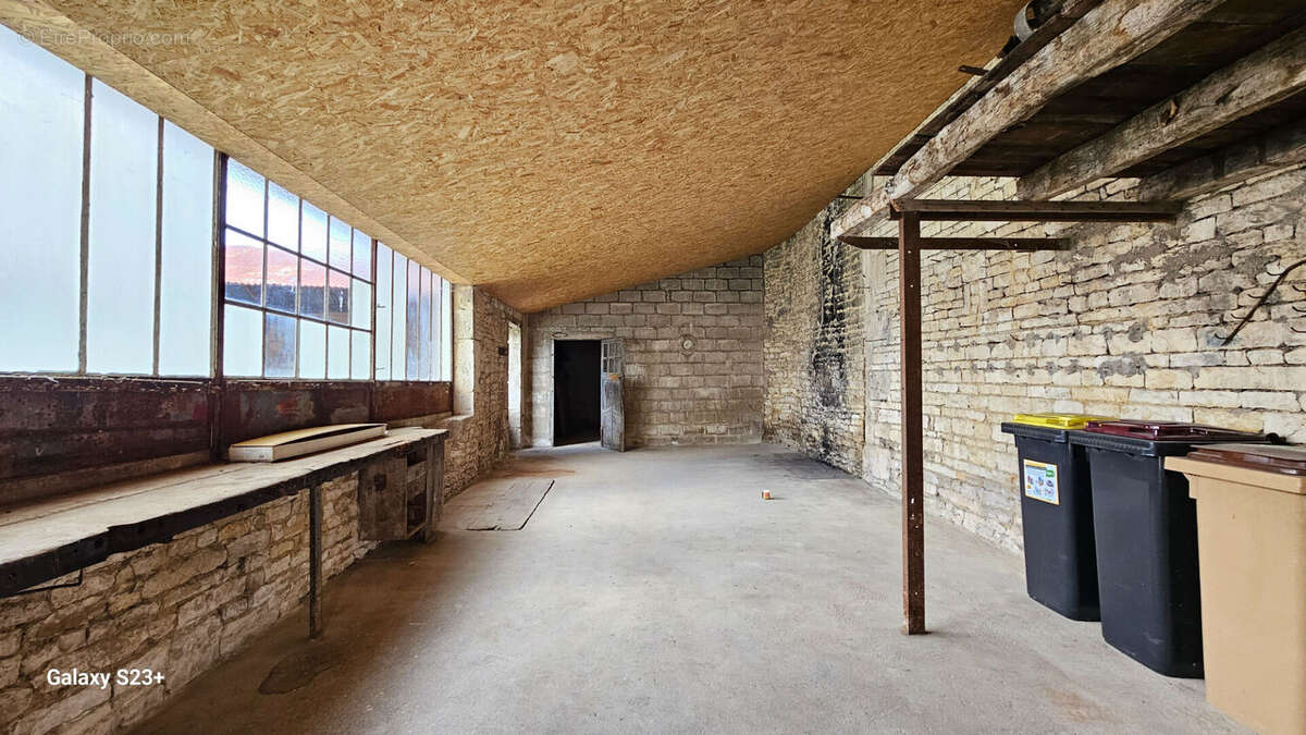 Maison à GRANZAY-GRIPT