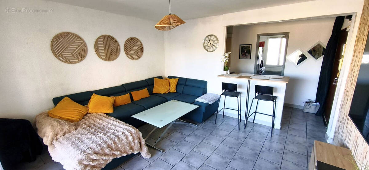 Appartement à LUNEL