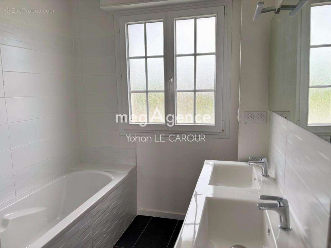 Maison à LOCMIQUELIC