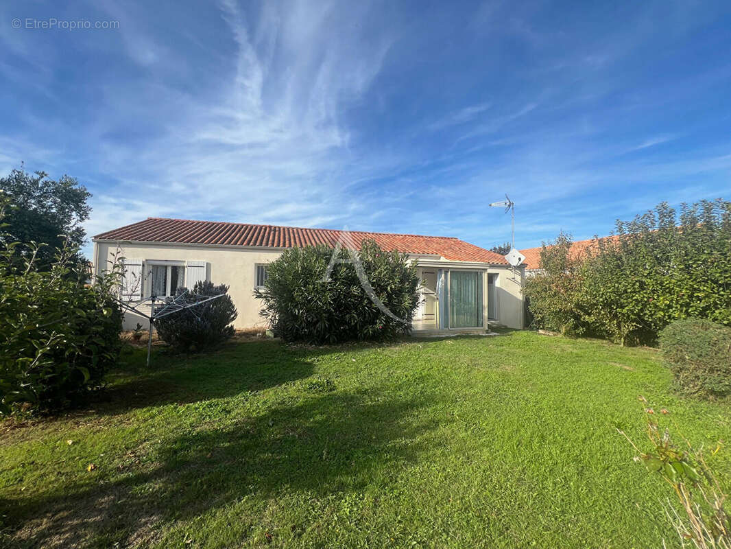 Maison à LONGEVILLE-SUR-MER