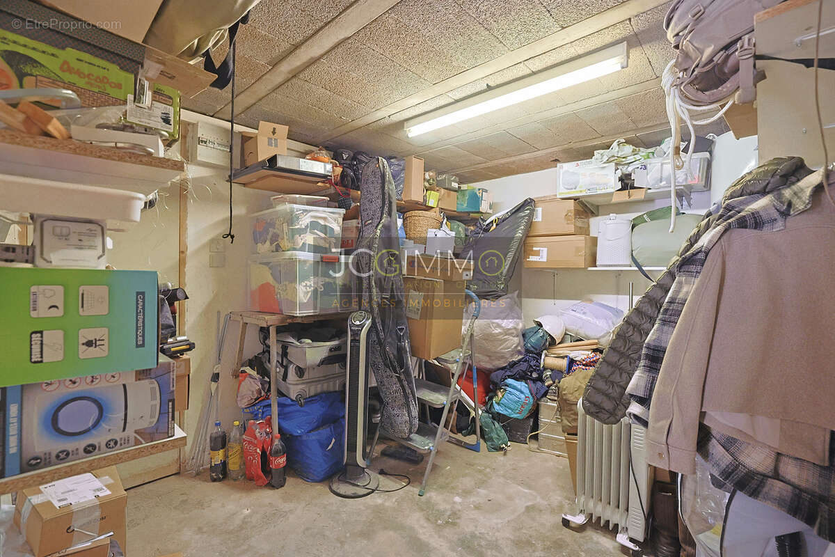 Appartement T3 - 56,05m2 + Garage + Cave (25,6 m2) + Terrasse - Le Pradet 'Les Gravettes' - photo 16