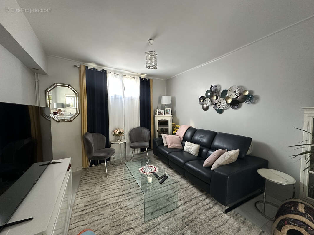 Maison à CHAMPIGNY-SUR-MARNE